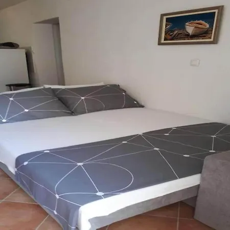 Vilson - * Rogoznica (Sibenik-Knin)